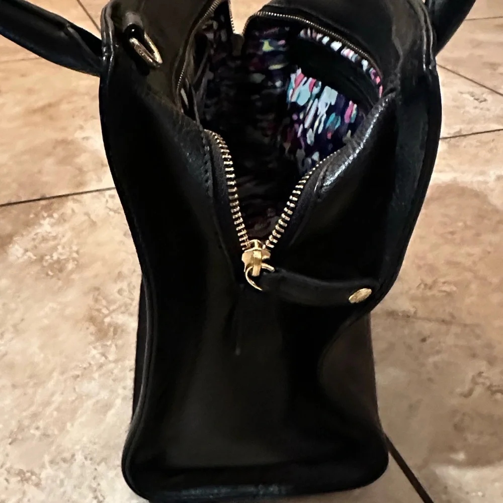 RARE~Vera Bradley Black Cowhide Leather Handbag - Picture 10 of 12